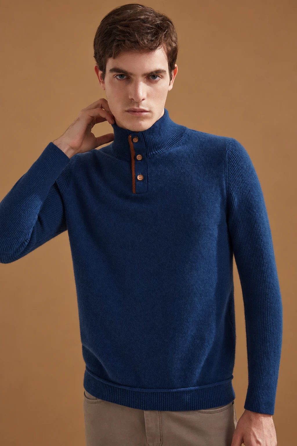 Camel bespoke mock-neck knit